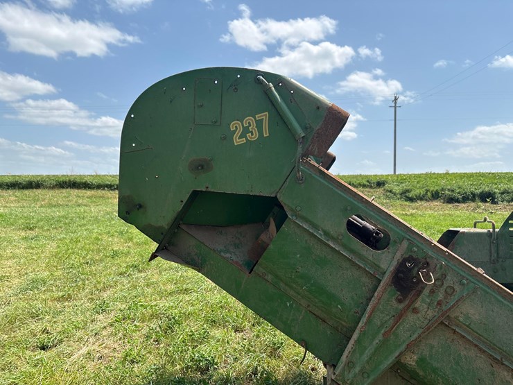 john-deere-237-image-7