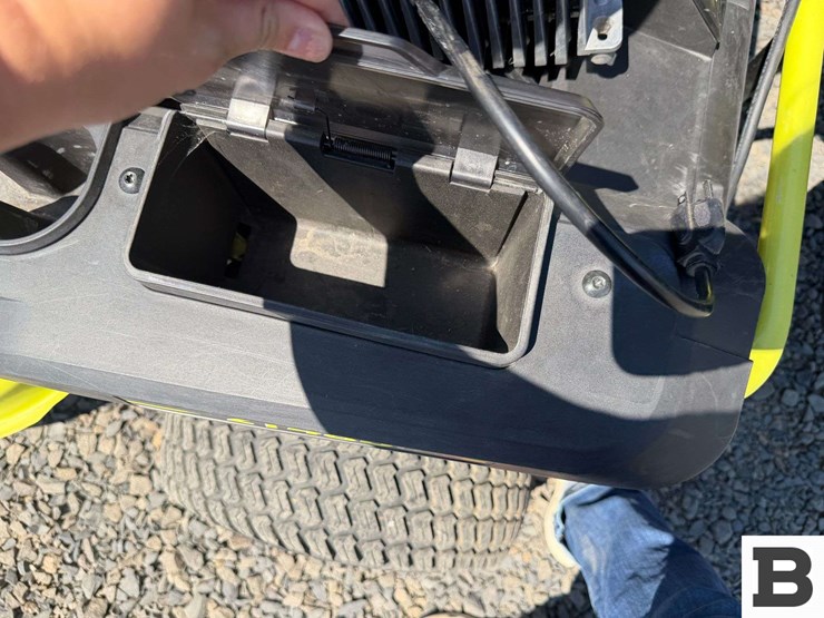 ryobi-zt480ex-electric-zero-turn-mower-image-23