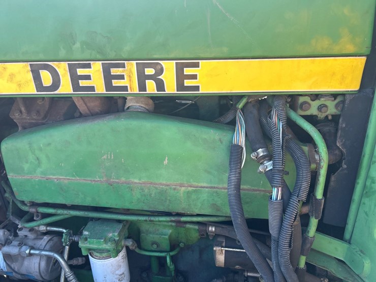 john-deere-8450-image-35