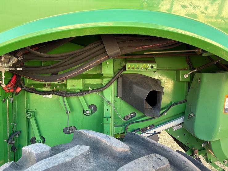 2012-john-deere-s680-image-15
