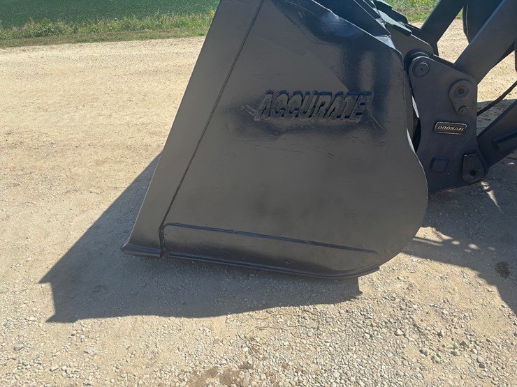 2013-doosan-dl250tc-image-101