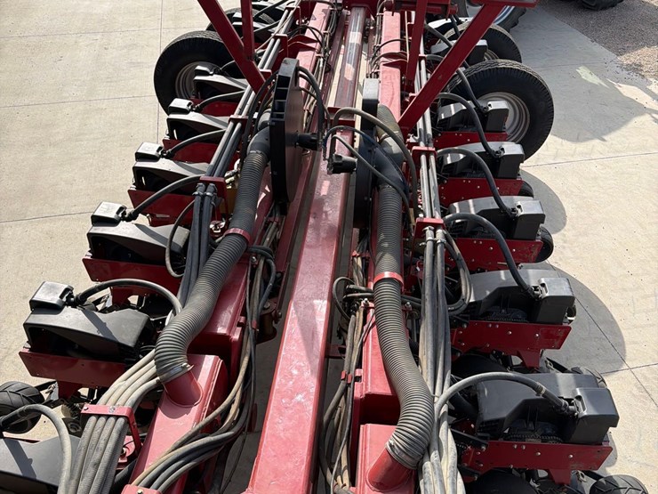 2012-case-ih-1250-image-72