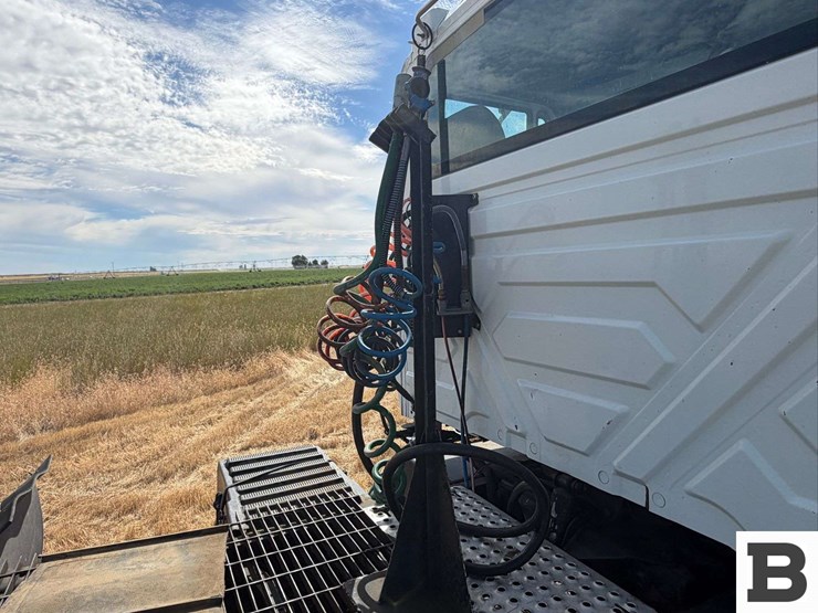 2006-international-durastar-4400-image-29