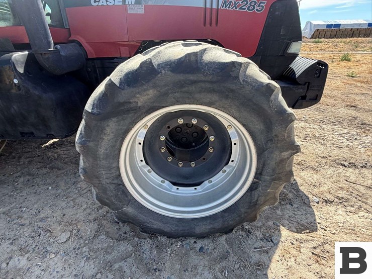 2005-case-ih-285-image-36
