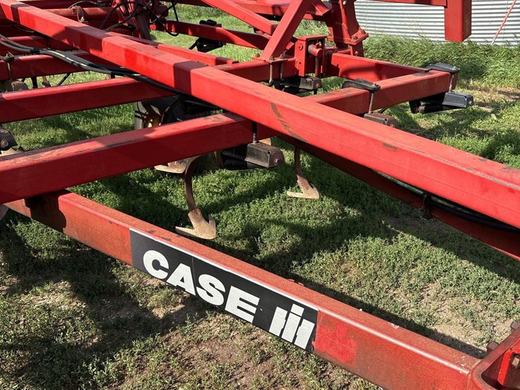 case-ih-4300-image-16
