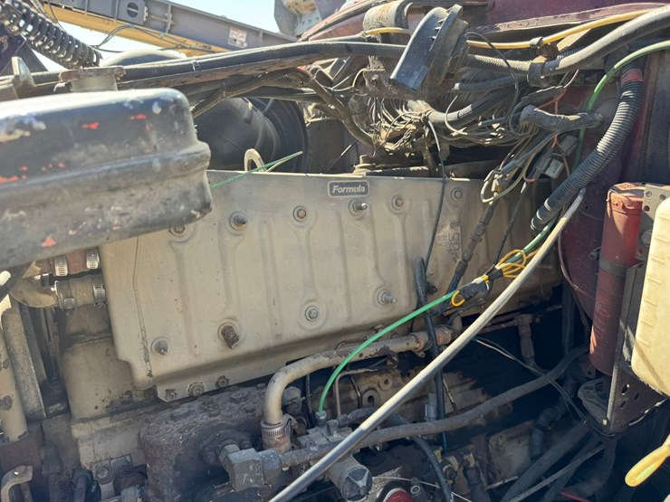 1989-ford-l9000-image-57