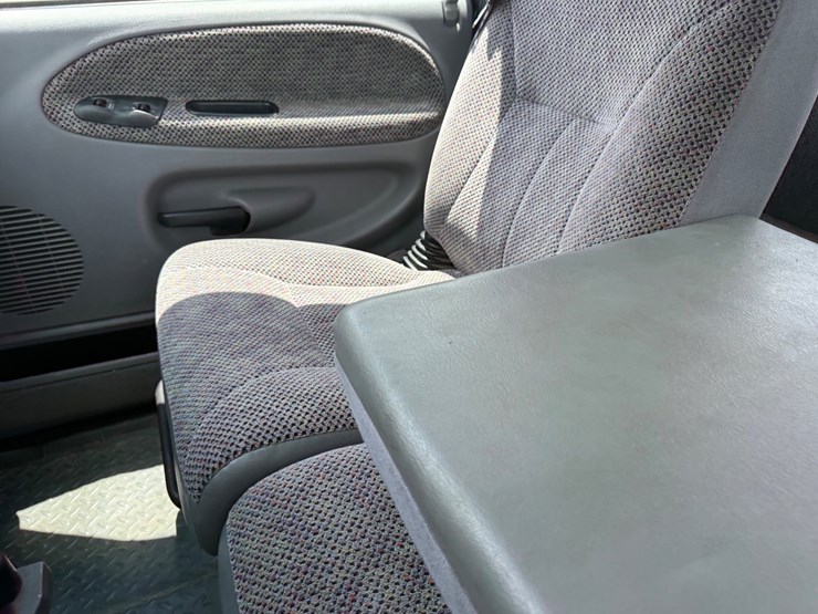 1999-dodge-ram-2500-image-46