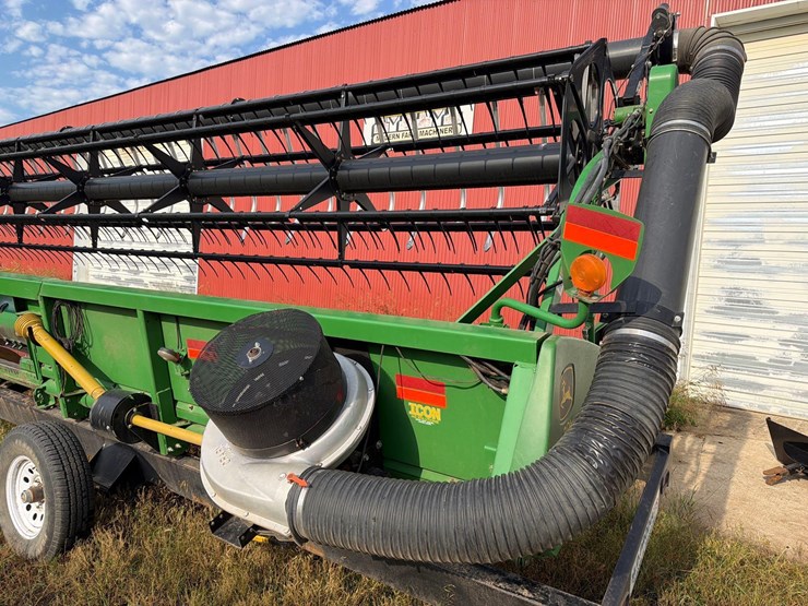 john-deere-630f-image-27