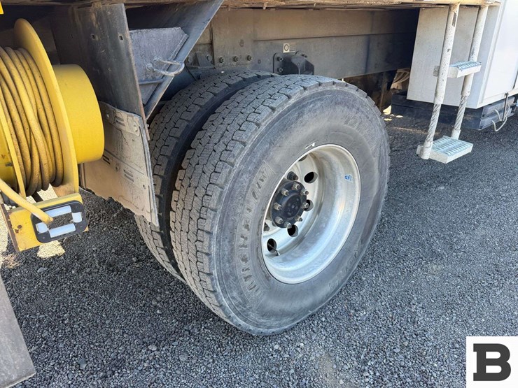 2017-kenworth-t370-image-34