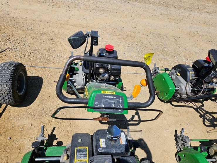 john-deere-180-image-4