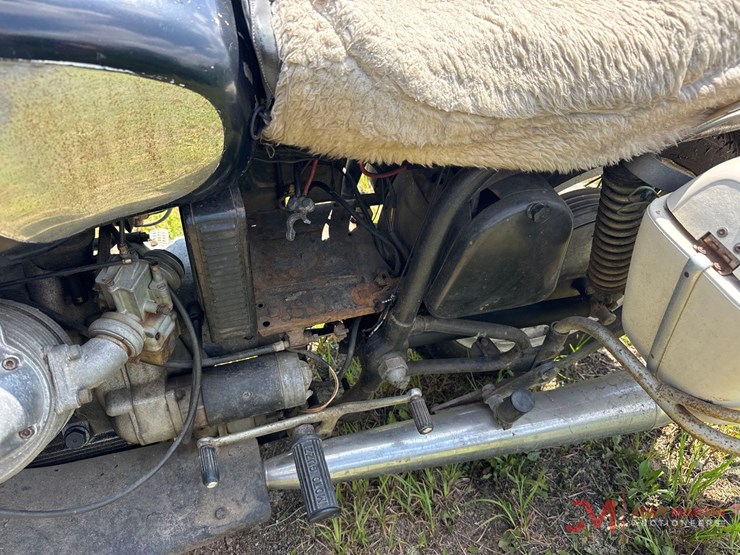 1969-moto-guzzi-motorcycle-image-9