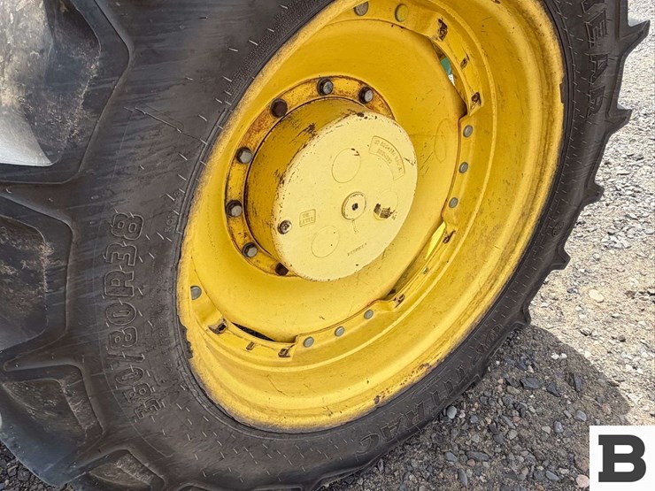 2014-john-deere-8345r-image-44
