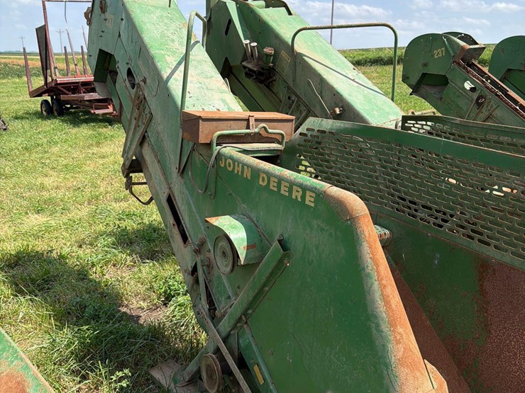 john-deere-237-image-12