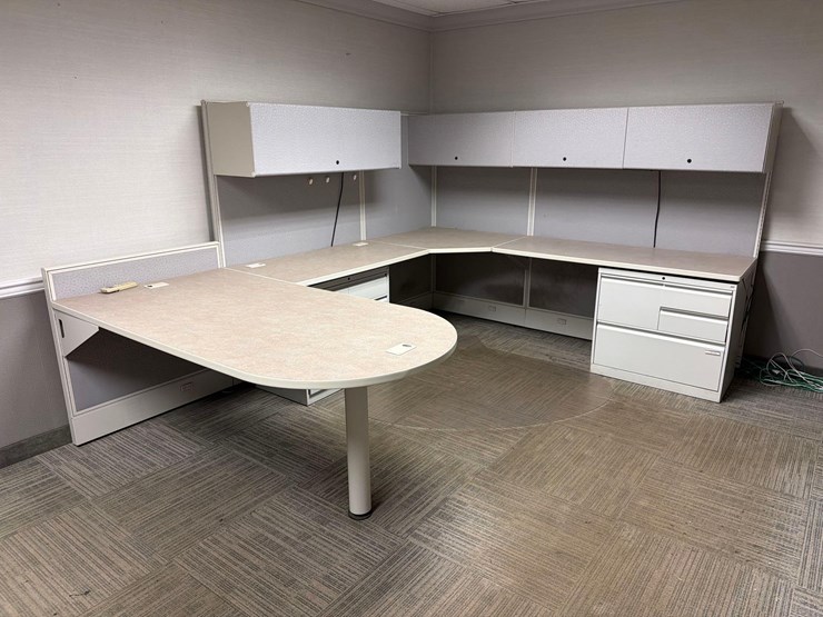 8’-x-10’-sectional-desk-with-back-wall-image-1