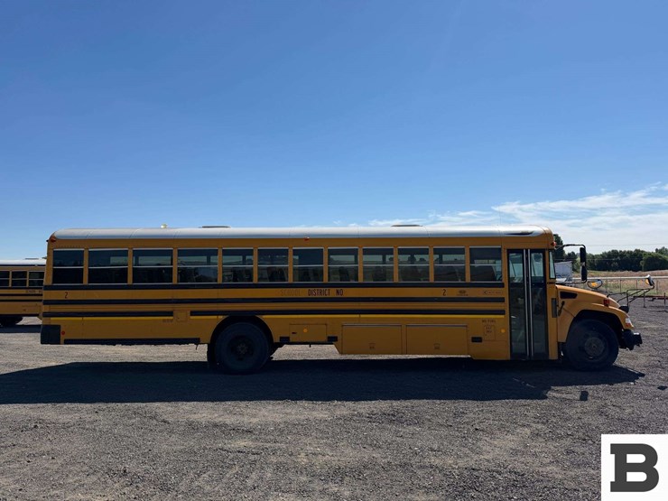 2013-blue-bird-bb-conventional-school-bus-image-7
