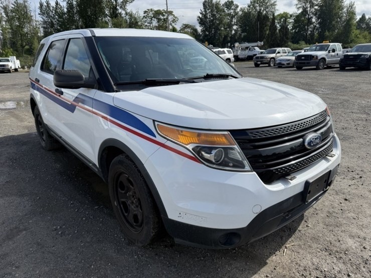 2014-ford-explorer-image-2