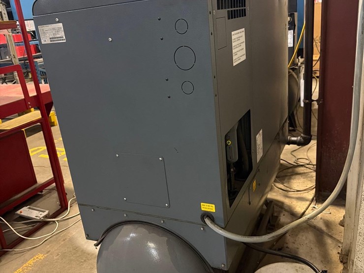 2008-atlas-copco-gx7ff-air-compressor-image-3