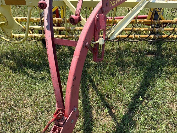 new-holland-56-image-10