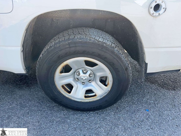 2019-dodge-1500-image-33