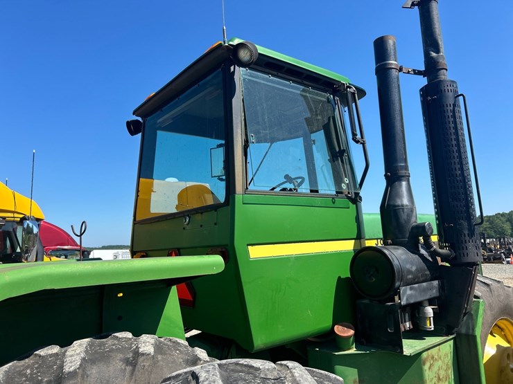 john-deere-8450-image-51