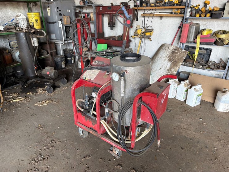 sioux-dakota-series-hot-water-steam-cleaner-power-washer-image-2