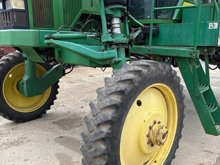 1998-john-deere-4700-image-19