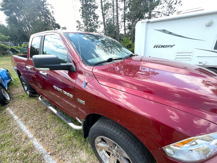 2011-dodge-1500-image-37