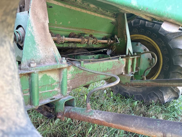 john-deere-4400-image-58