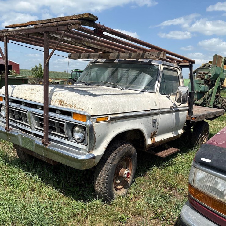 1976 FORD F250