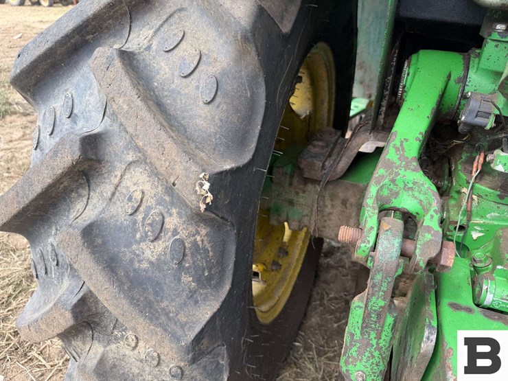 2009-john-deere-5101en-image-23