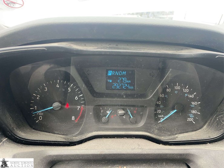 2017-ford-transit-image-12