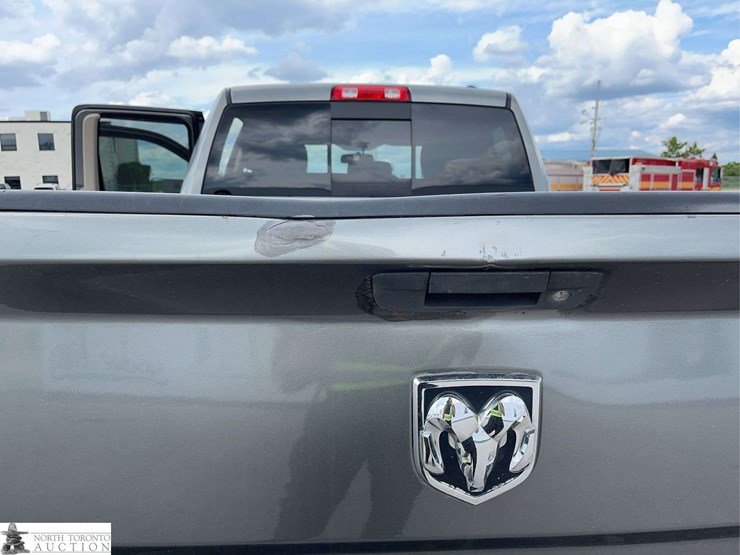 2012-dodge-1500-image-26
