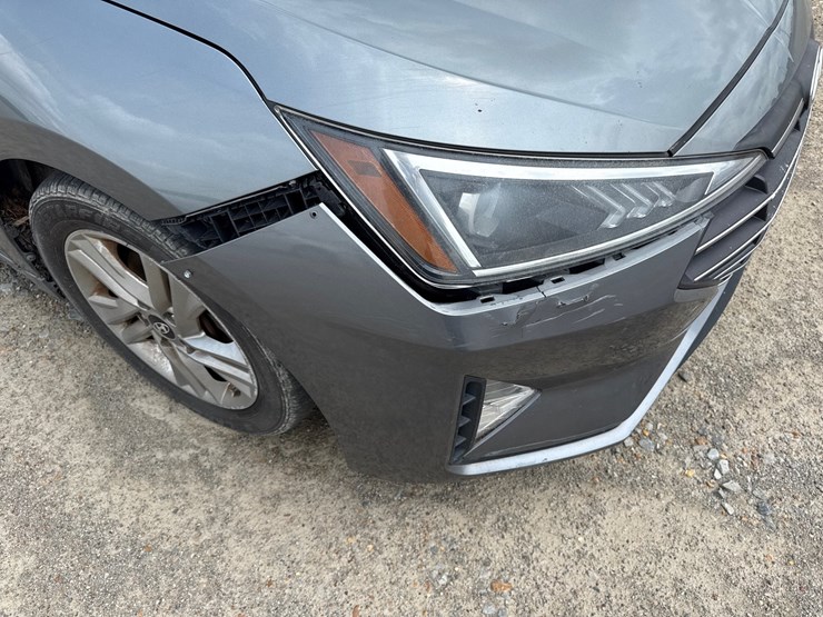 #42717-•-2019-hyundai-elantra-sedan-kmhd84lf4ku743043-inv#-42717-image-3