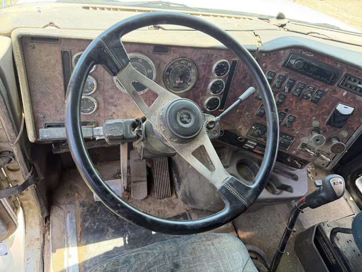 2002-international-9200i-image-66
