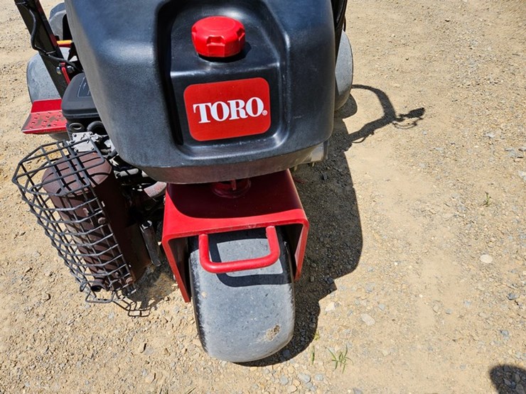 2016-toro-greensmaster-3150-image-20