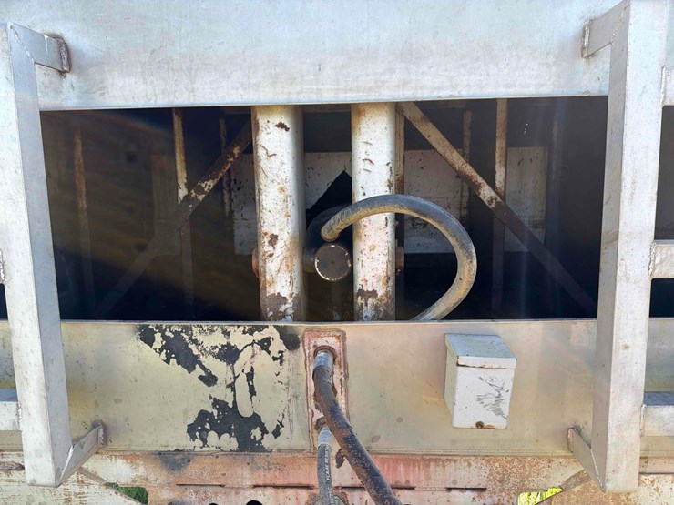 2006-converto-27ft-semi-end-dump-silage-trailer-image-11