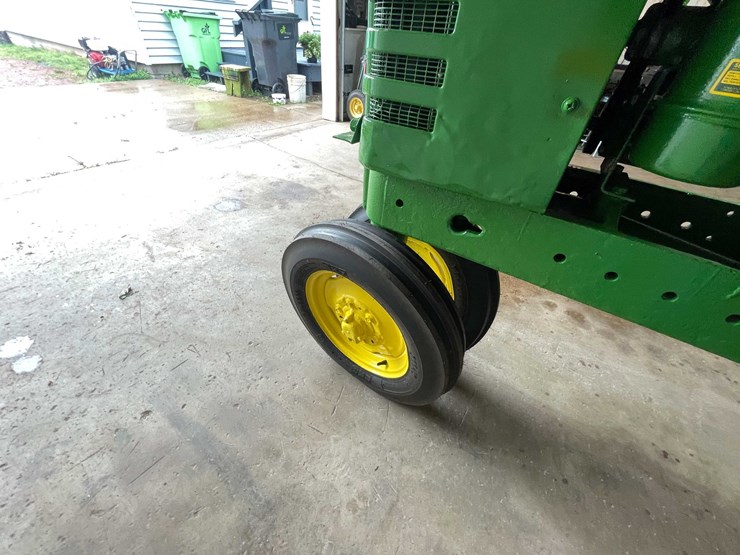1947-john-deere-model-b-image-9