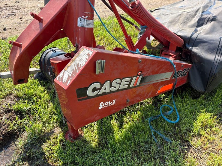 2011-case-ih-md82-image-5
