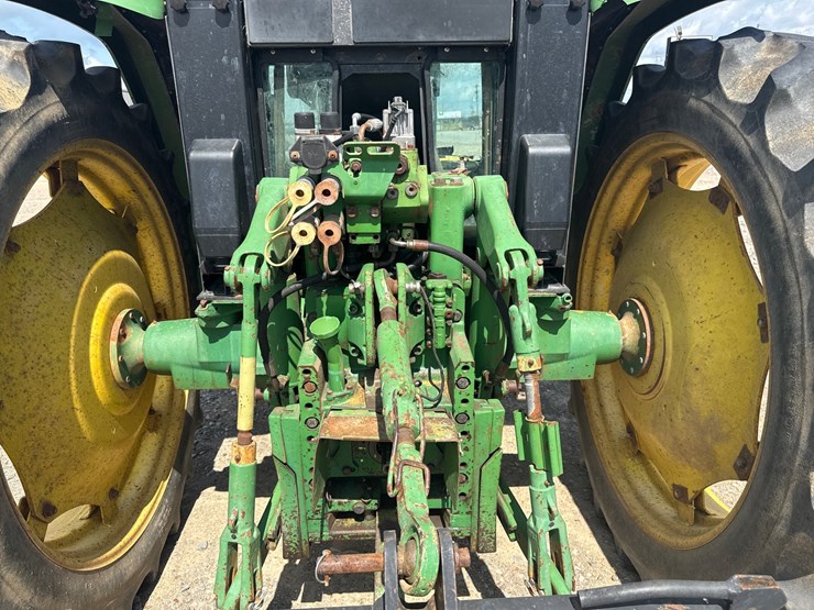 1993-john-deere-6400-image-22
