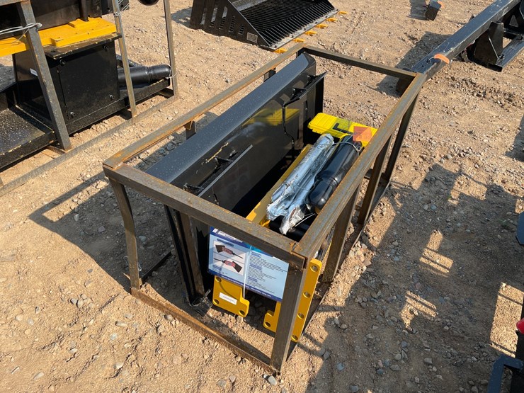 #18341-•-unused-2026-agt-skid-steer-breaker-attachment-(princeton,-mn)-image-3