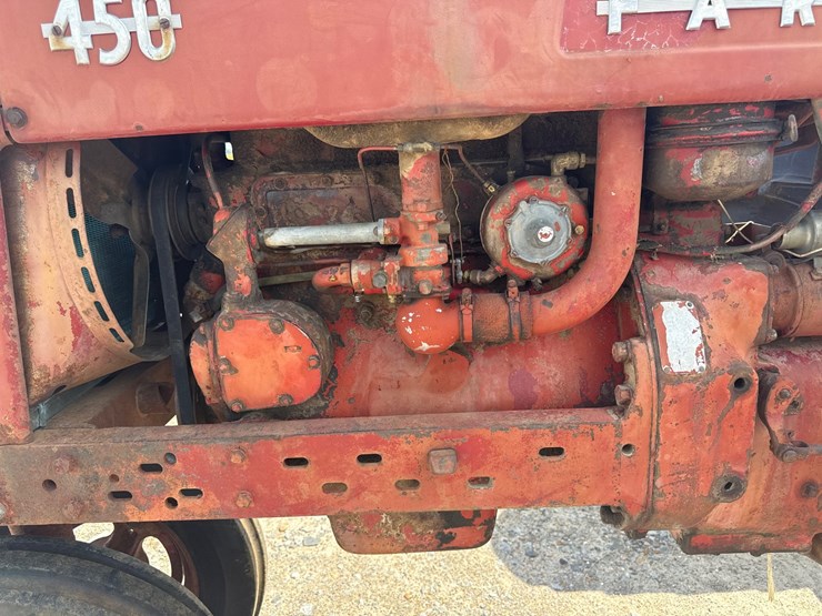 #45331-•-mccormick-farmall-450-tractor-933-inv#-45331-image-11
