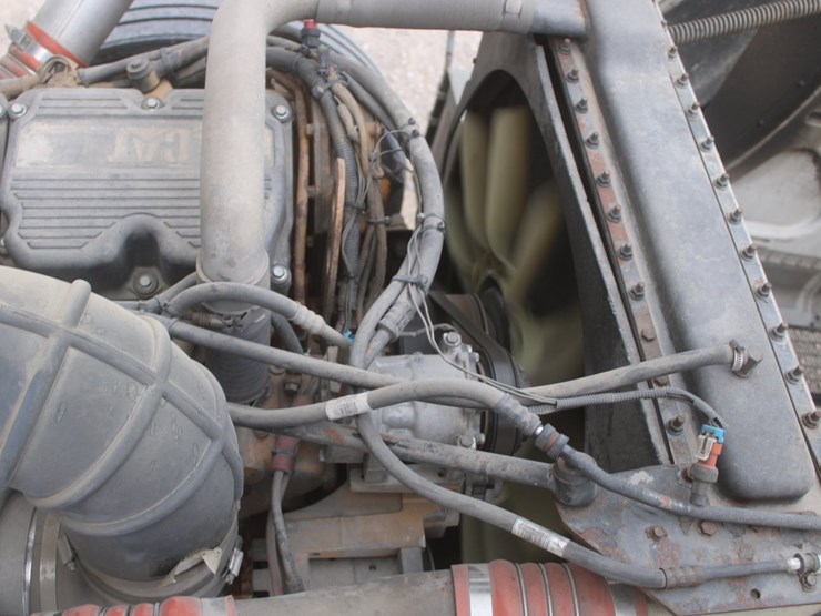 2006-peterbilt-379x-image-111