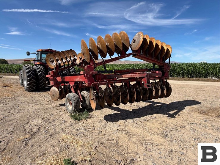 case-ih-770-image-4