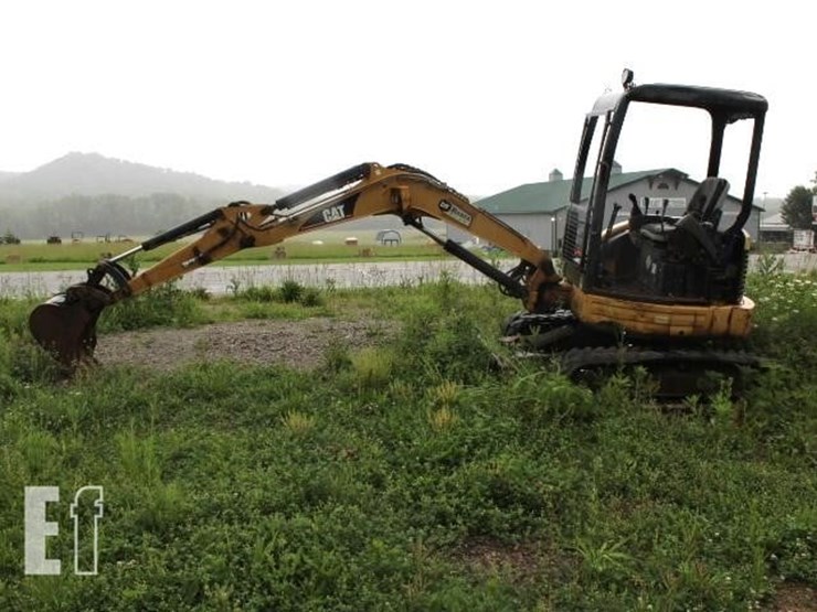 2005-caterpillar-303cr-image-1