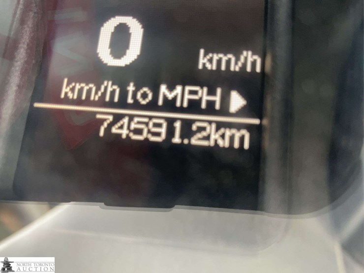 2016-dodge-3500-image-18