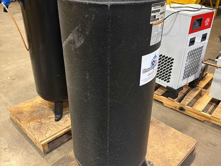 kobalt-60-gallon-cast-iron-air-tank-image-2