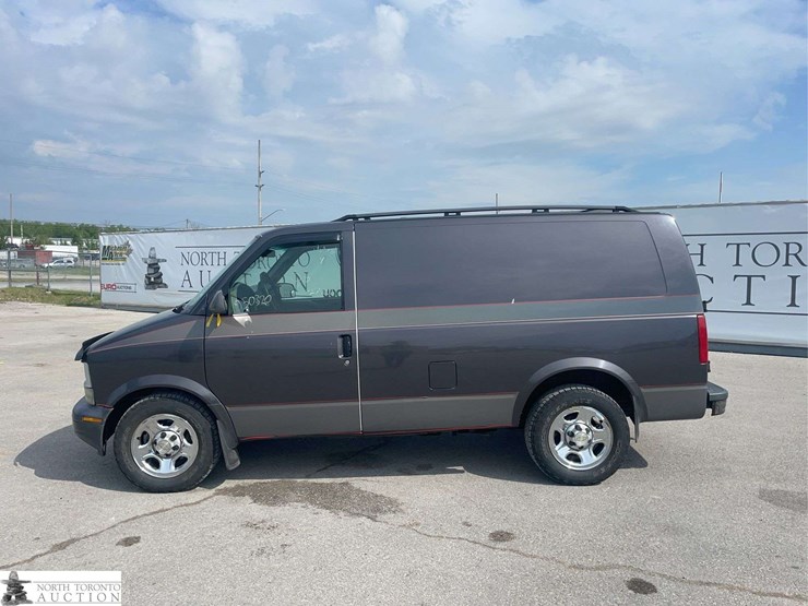 2005-chevrolet-astro-image-8