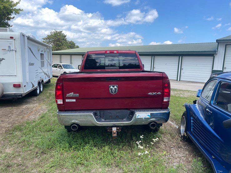 2011-dodge-1500-image-6