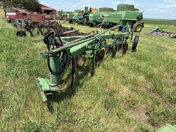 john-deere-1350-image-2