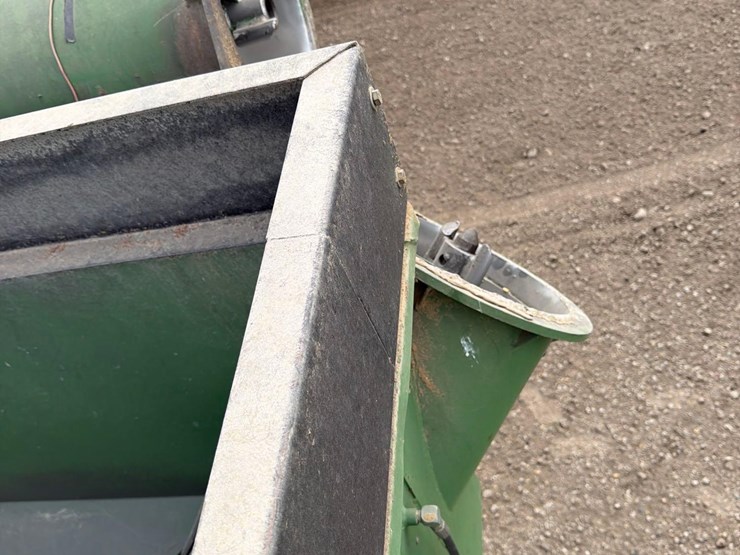 ficklin-cr9600-grain-cart-image-32